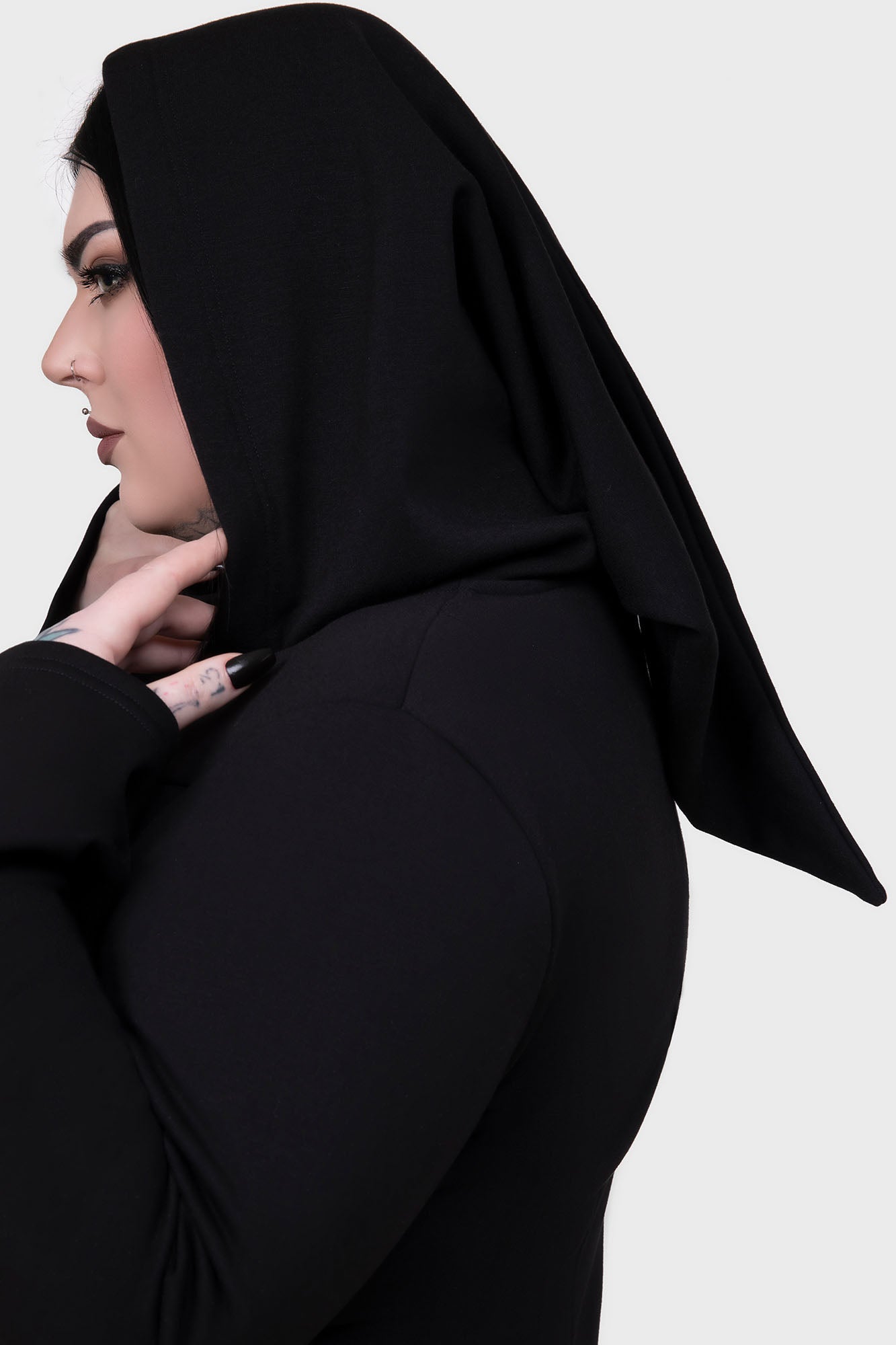 Deadly Cauldron Cloak