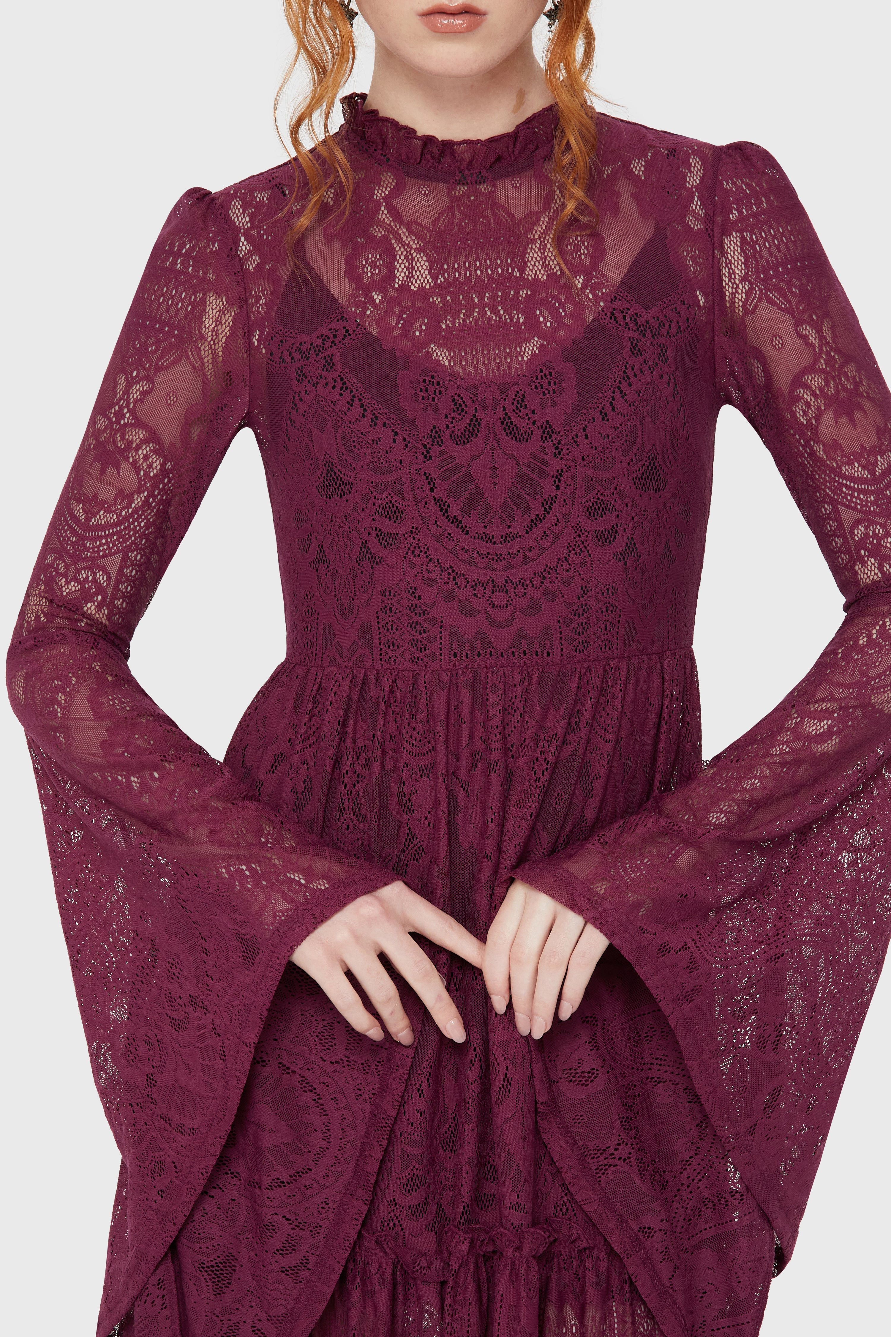 Hecate Lace Maxi Dress [Plum]