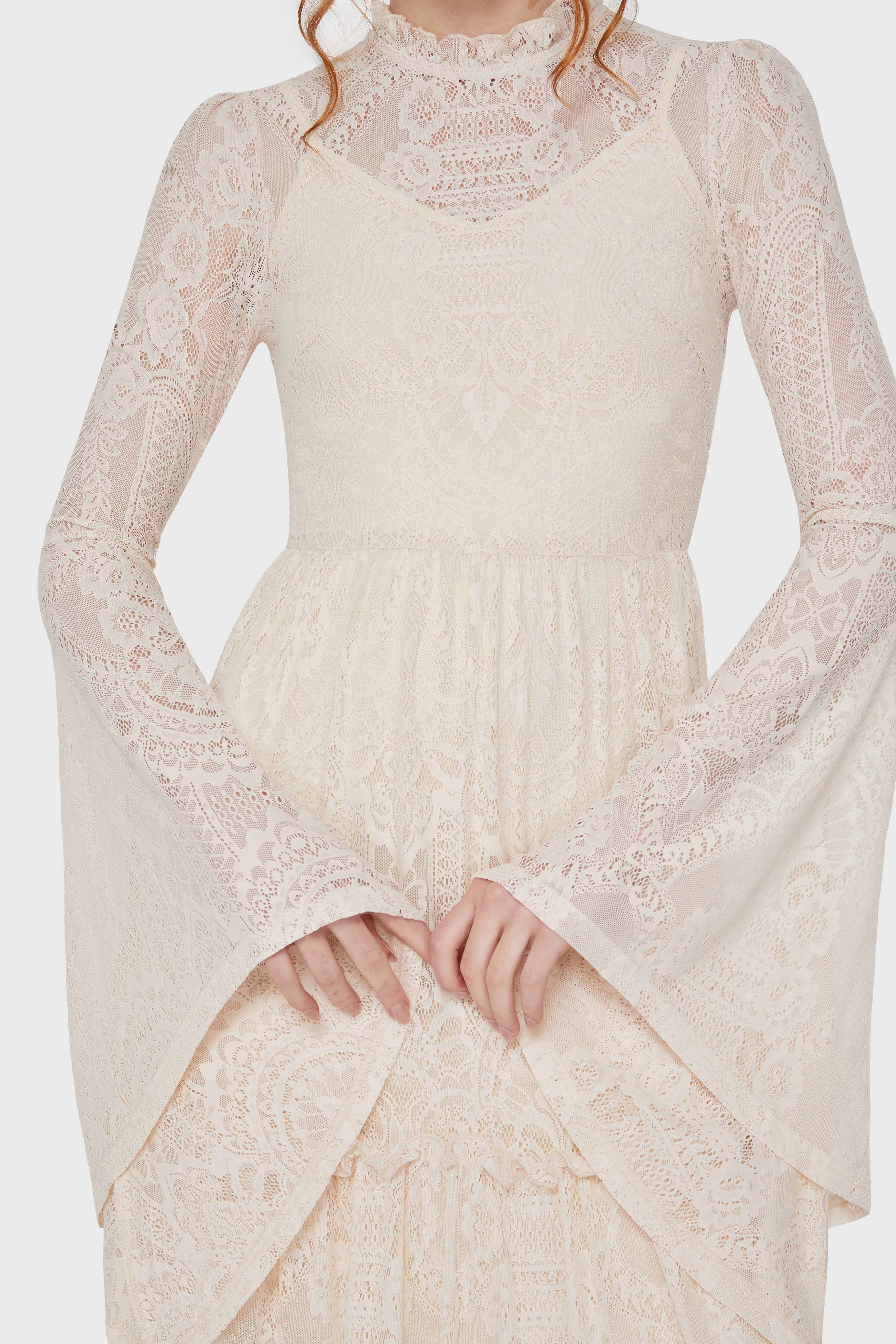 Hecate Lace Maxi Dress [IVORY]